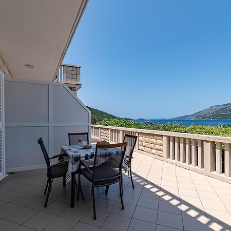 Apartments By The Sea Tri Zala, Korcula - 9237 Zrnovo エクステリア 写真