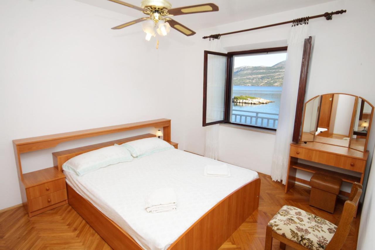 Apartments By The Sea Tri Zala, Korcula - 9237 Zrnovo エクステリア 写真